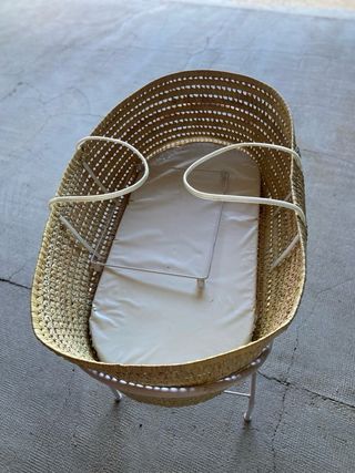 Moises cuna mimbre beve