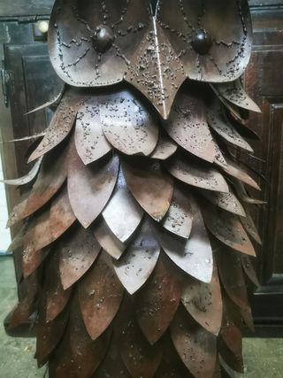 Gran buo metal. Escultura