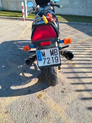 Se vende Suzuki gsx 750cc