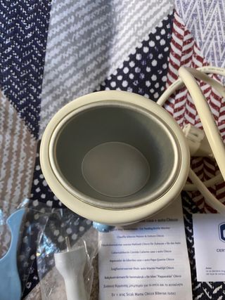 Calienta biberones marca Chicco