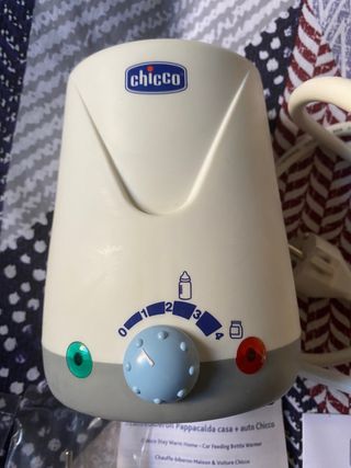 Calienta biberones marca Chicco
