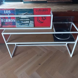 Mueble tocadiscos moderno a medida