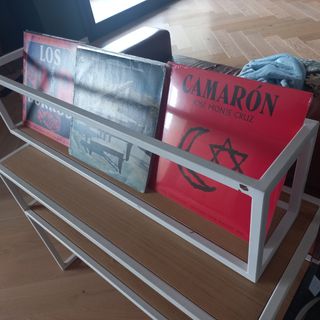 Mueble tocadiscos moderno a medida