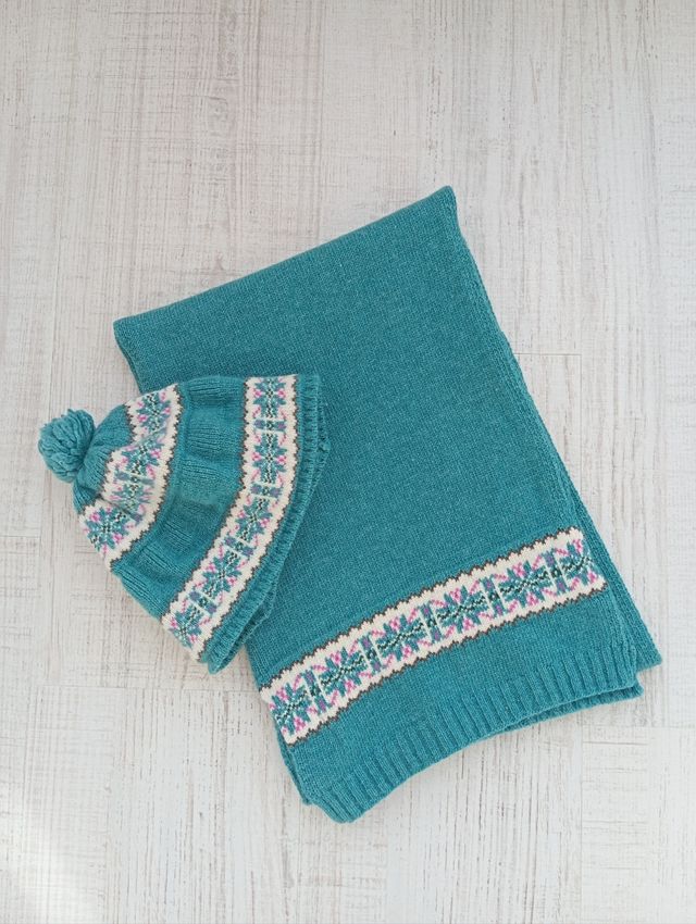 Conjunto gorro y bufanda Trasluz