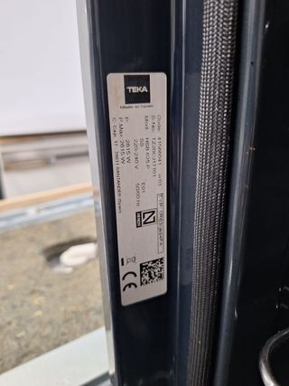 Horno TEKA MULTIFUNCIÓN PIROLITICO 70L