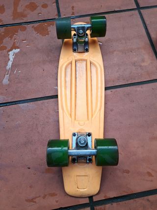 Monopatín niña y niño