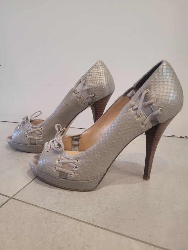 Zapato tacón Guess talla 39