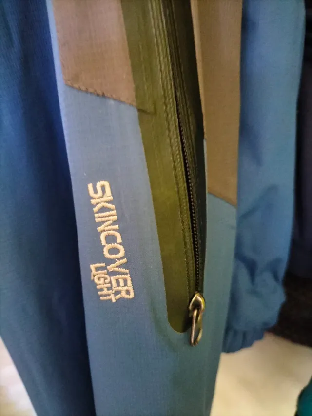 Chaqueta ligera Berg,  Mountain, talla XL y M