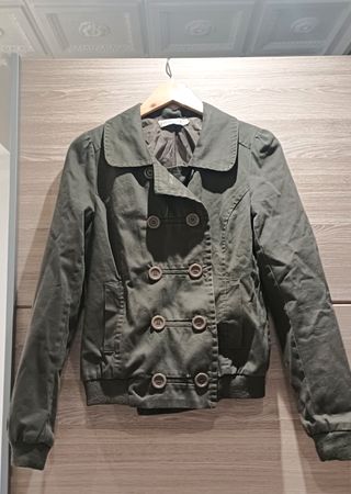 Chaqueta de estilo militar de mujer