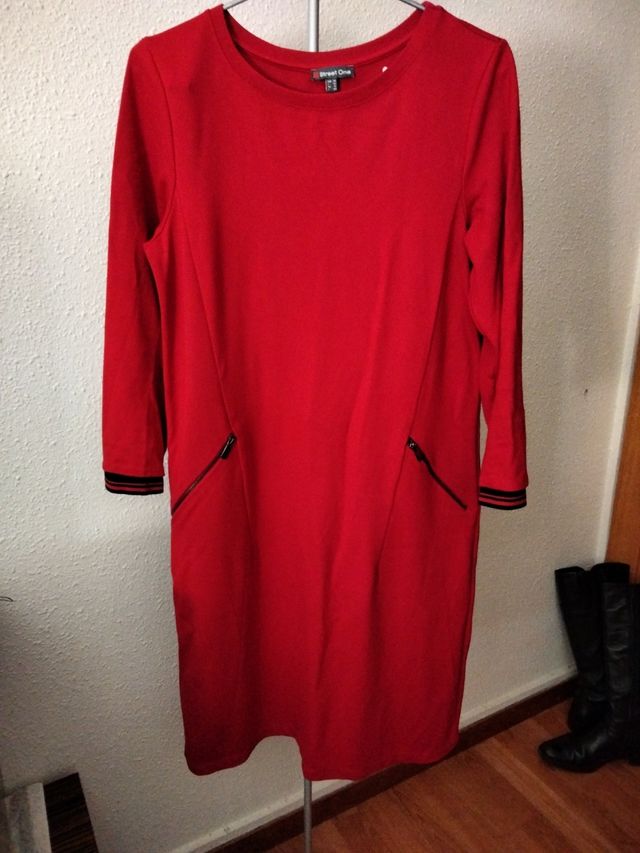 Vestido informal hasta la rodilla