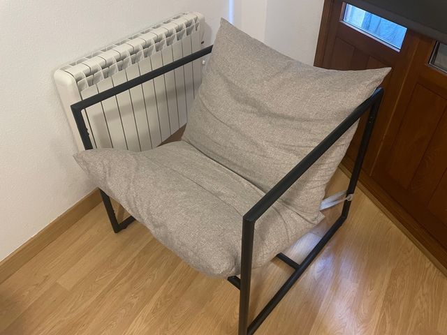 Silla de diseño beige