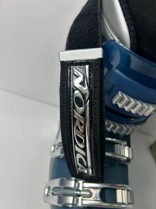 Botas de esqui marca NORDICA