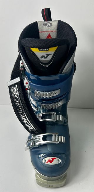 Botas de esqui marca NORDICA