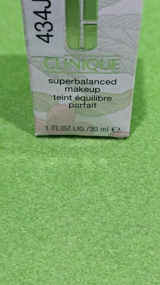 Clinique Maquillaje Superequilibrado WN 114 NUEVO