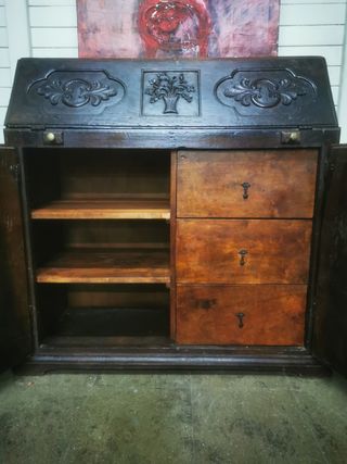 Mueble aparador. Francés. Madera