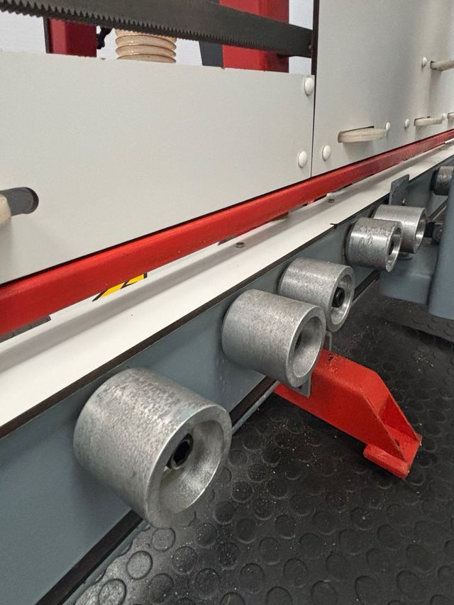 Sierra Vertical Elcon 135 RS/LIMPIO