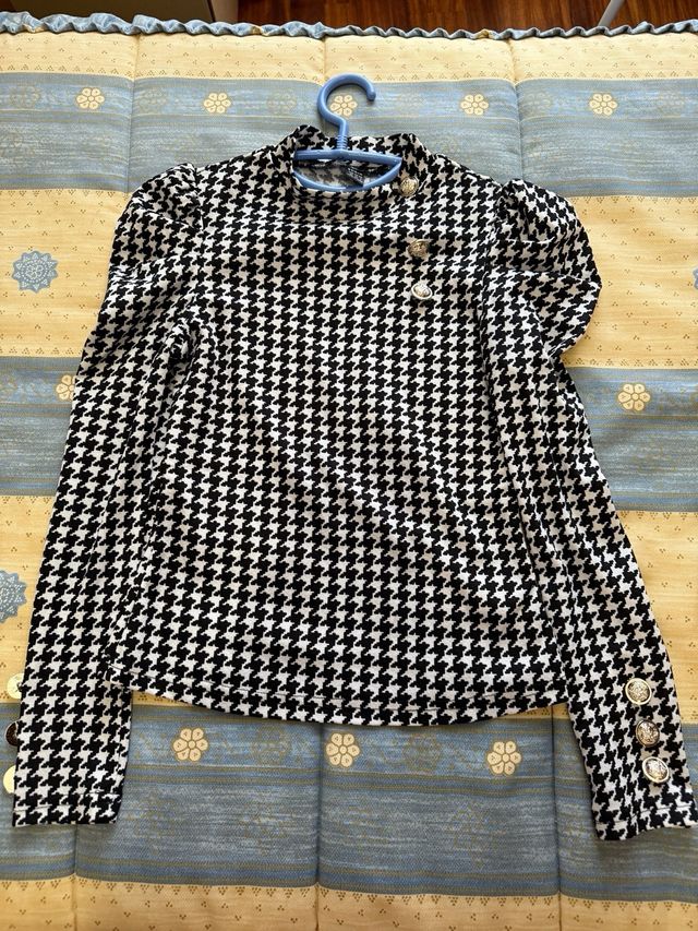 Blusa Shein pata de gallo