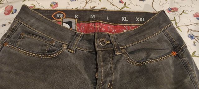 Pantalón Trango World de chica