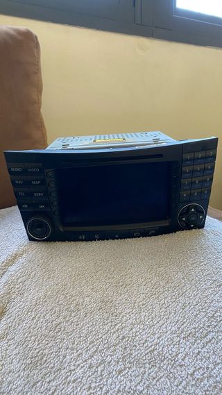 Radio comand mercedes 