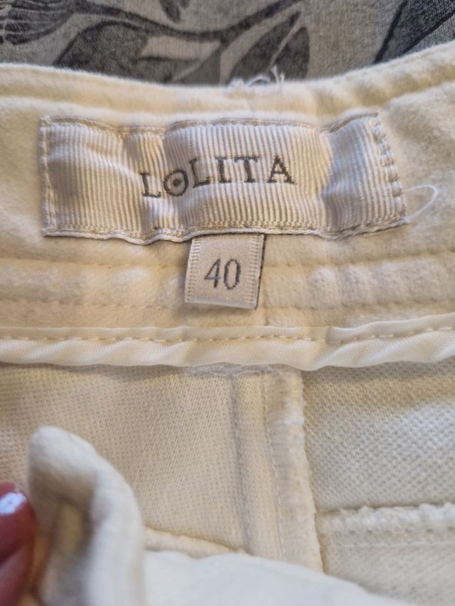 Pantalón mujer crudo. 