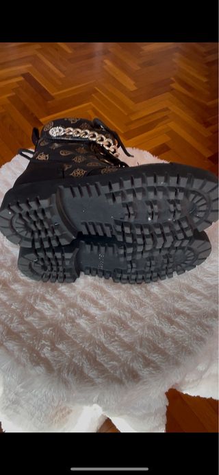 Botines Guess