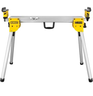 Ingletadora DeWalt D27113-QS más accesorios