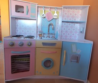 Cocinita de madera
