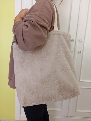 Bolso tote bag de pelo 