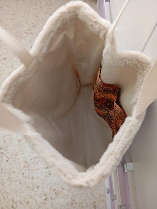 Bolso tote bag de pelo 