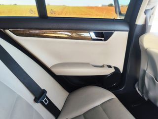 Mercedes-Benz Clase C 2010