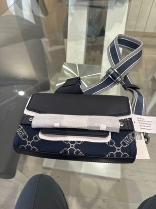 Riñonera hombre michael kors hudson