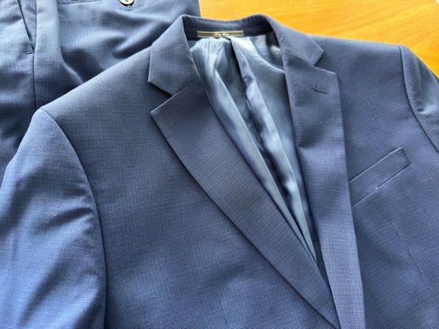 Traje Mango a estrenar