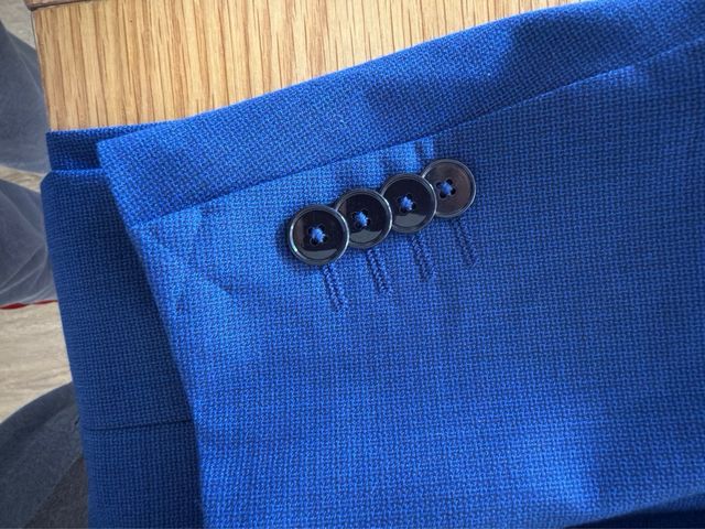 Traje Mango a estrenar