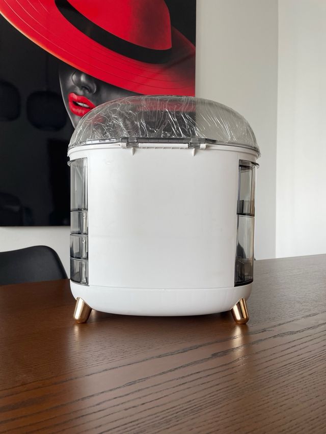 CAJA DE ALMACENAMIENTO DE COSMÉTICOS