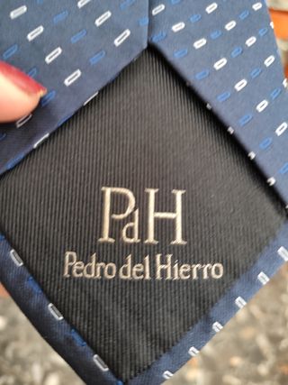 Corbata Pedro del Hierro 