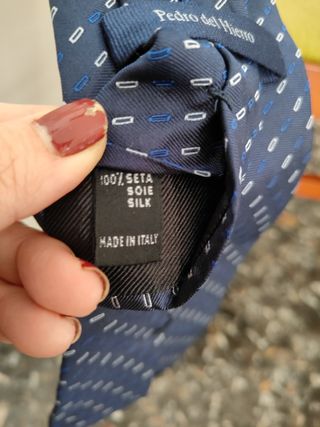 Corbata Pedro del Hierro 