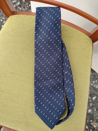 Corbata Pedro del Hierro 