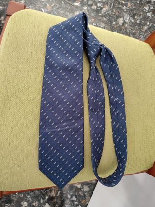 Corbata Pedro del Hierro 