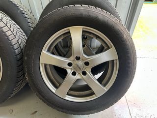 Llantas volvo 17