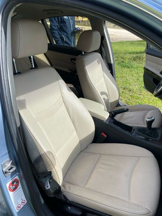 BMW Serie 3 318d 2010