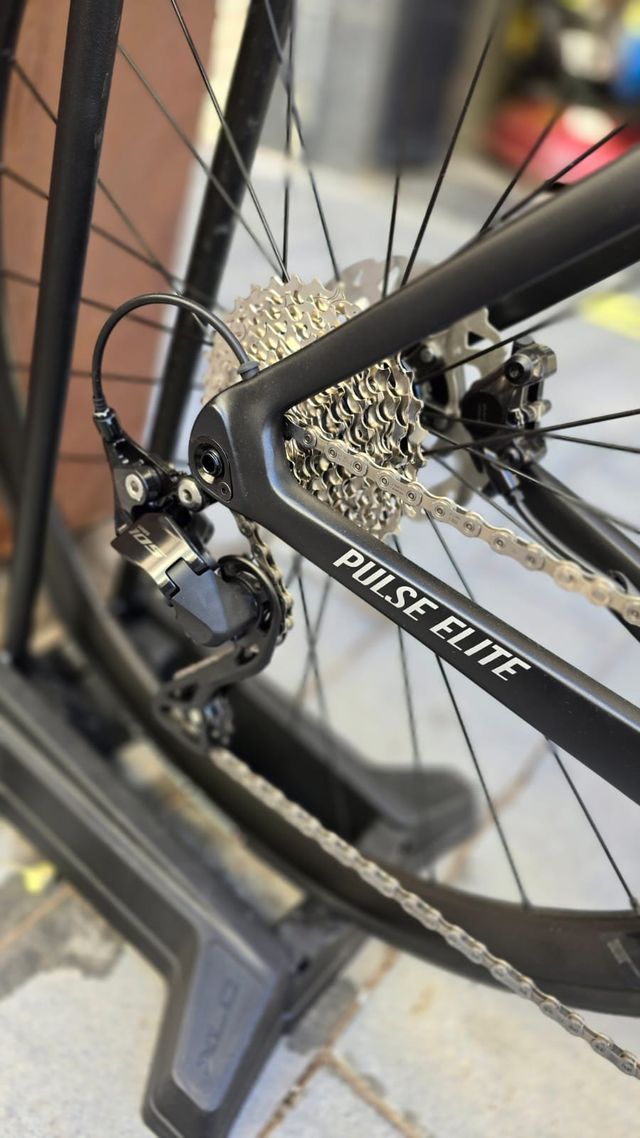 OFERTA!! Megamo Pulse elite 20 talla M
