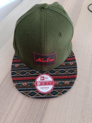 Gorra New Era verde militar