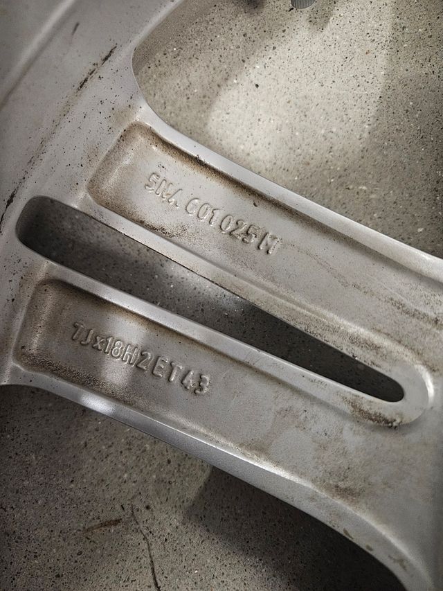 4 Llantas 18 Tiguan ORIGINALES