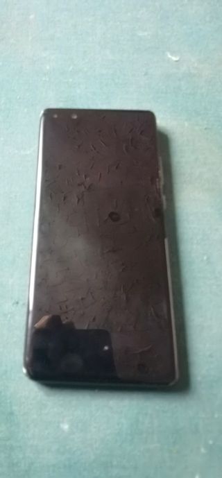 Huawei p40 + 512 ROM 8 RAM