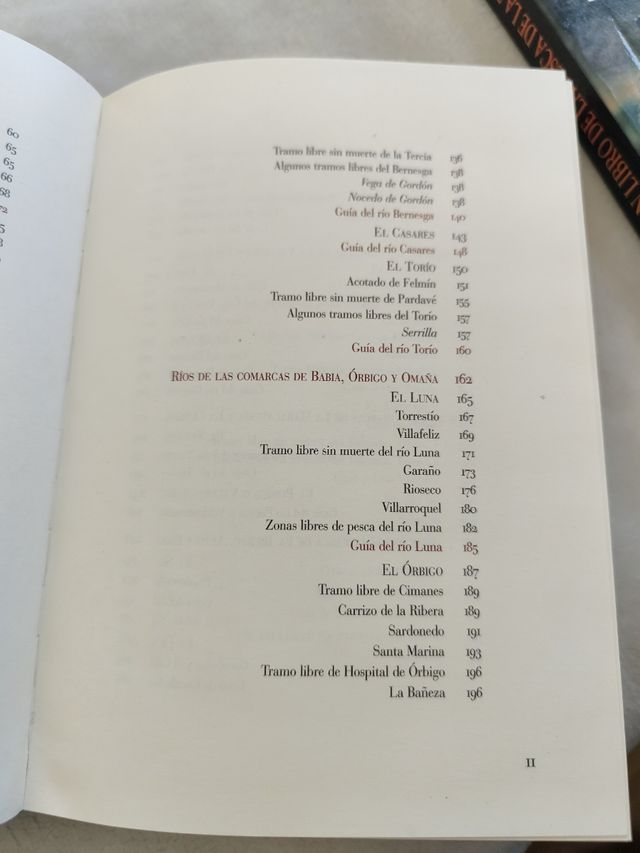 Dónde y cómo Pescar en León: Cotos, zonas libres, moscas, mosquitos y otras historias de pesca (Reino de Cordelia) (Spanish Edition)