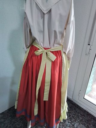 Delantal baturra,aldeana, neska 