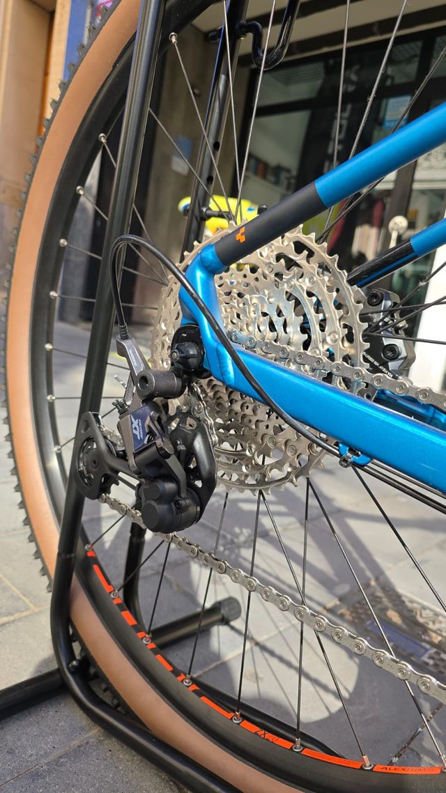 Promoción 20% Bici CUBE Attetion SLX Talla M