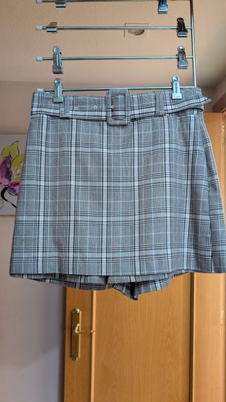 Falda pantalón Stradivarius 