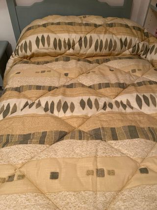 edredon  reig marti.20 euros