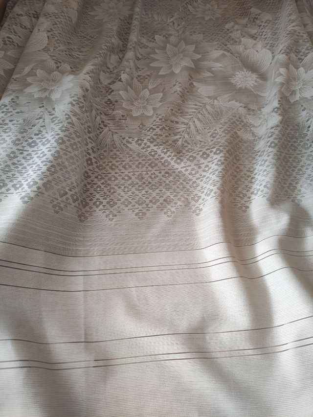 Tela de cortina calada vintage 